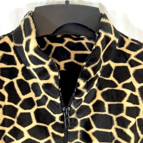 ELLIOTT LAUREN Vintage Giraffe Print Faux Fur Vest - Picture 3 of 8
